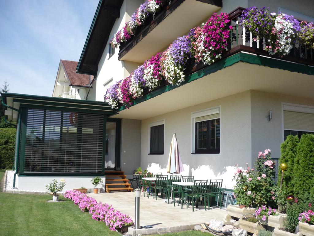 Landhaus Lassnig Moosburg Ngoại thất bức ảnh